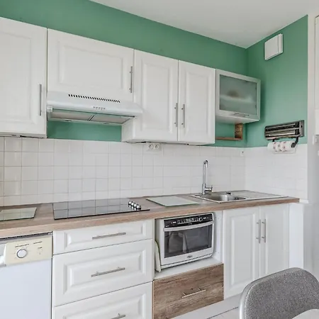 1 Bedroom Awesome In *